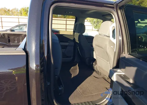 2025 Ford F-150 Xlt z USA, uszkodzony, nr VIN 1FTFW3L82SKE89200